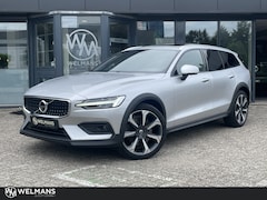 Volvo V60 Cross Country - 2.0 B5 AWD Pro Pano | HUD | Stoelverw v+a | Trekhaak | Harman/Kardon