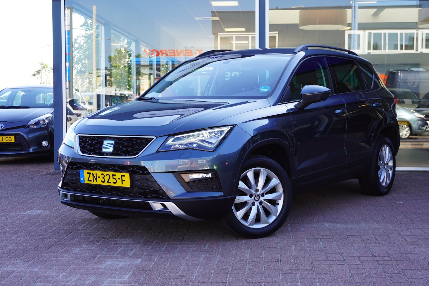 SEAT Ateca - 1.6 TDI Style Business Intense | Handgeschakeld | Airco | Navigatie | Trekhaak | Vol optie - AutoWereld.nl
