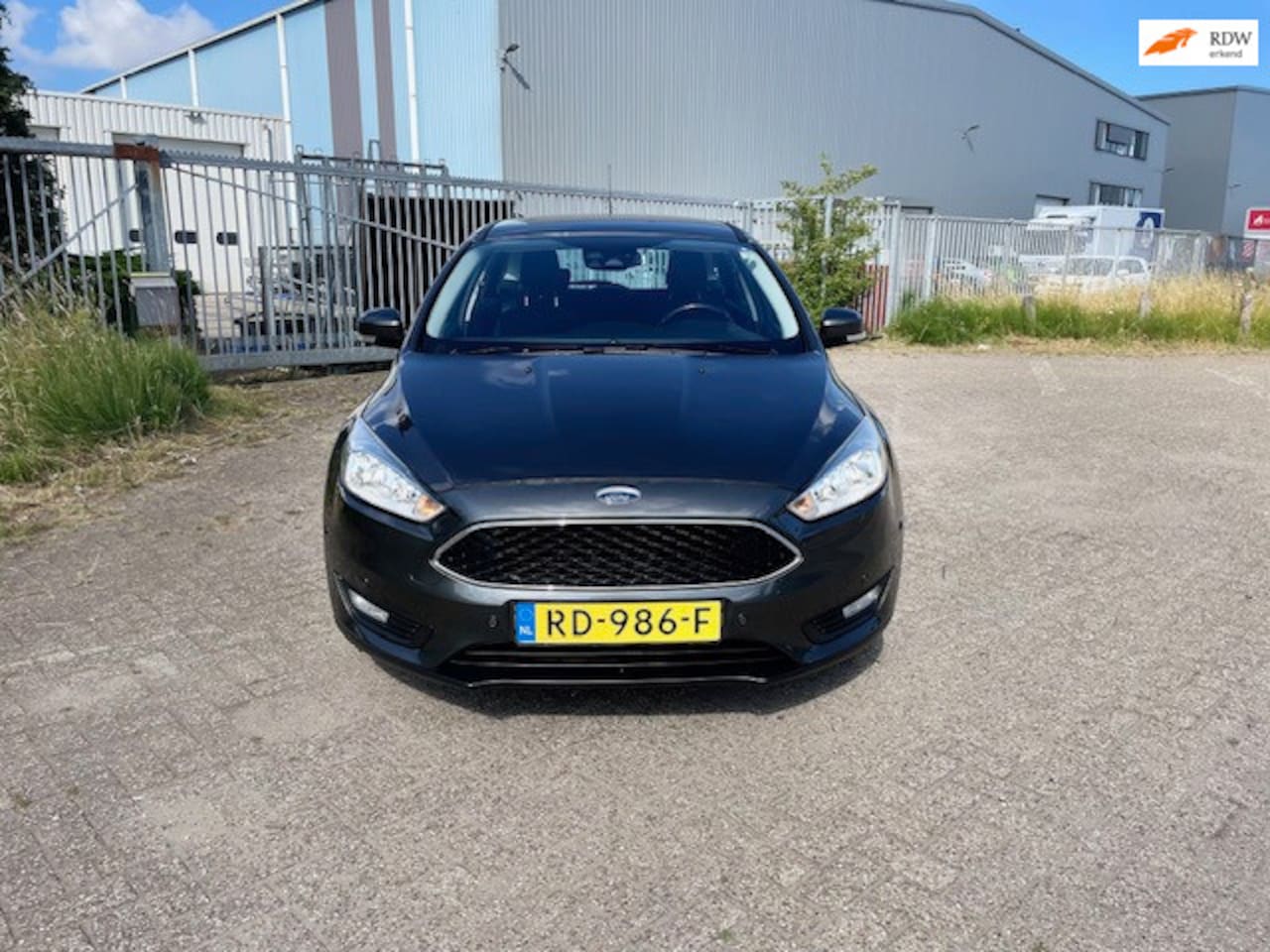 Ford Focus Wagon - 1.0 Titanium Edition 1.0 Titanium Edition - AutoWereld.nl