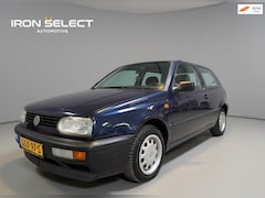 Volkswagen Golf - 3 AUTOMAAT APK TOT 2028