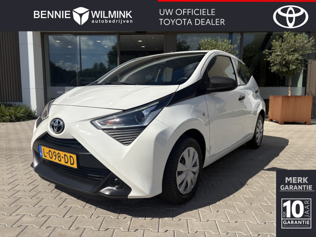 Toyota Aygo - 1.0 VVT-i x-fun 1.0 VVT-i x-fun - AutoWereld.nl