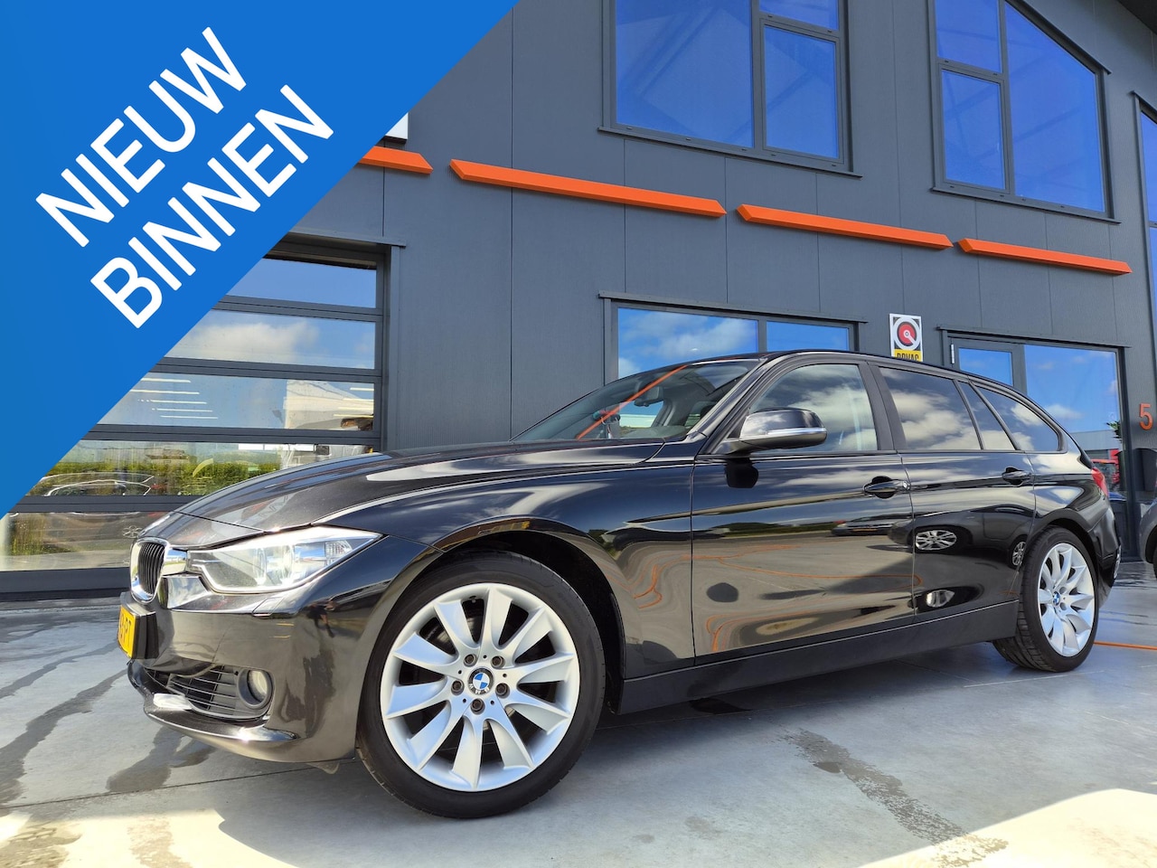 BMW 3-serie Touring - 320i Executive 320i Executive - AutoWereld.nl