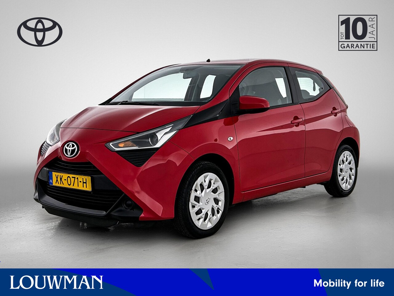 Toyota Aygo - 1.0 VVT-i x-play | Dealer Onderhouden | Airco | Achteruitrijcamera | Bluetooth | elektrisc - AutoWereld.nl