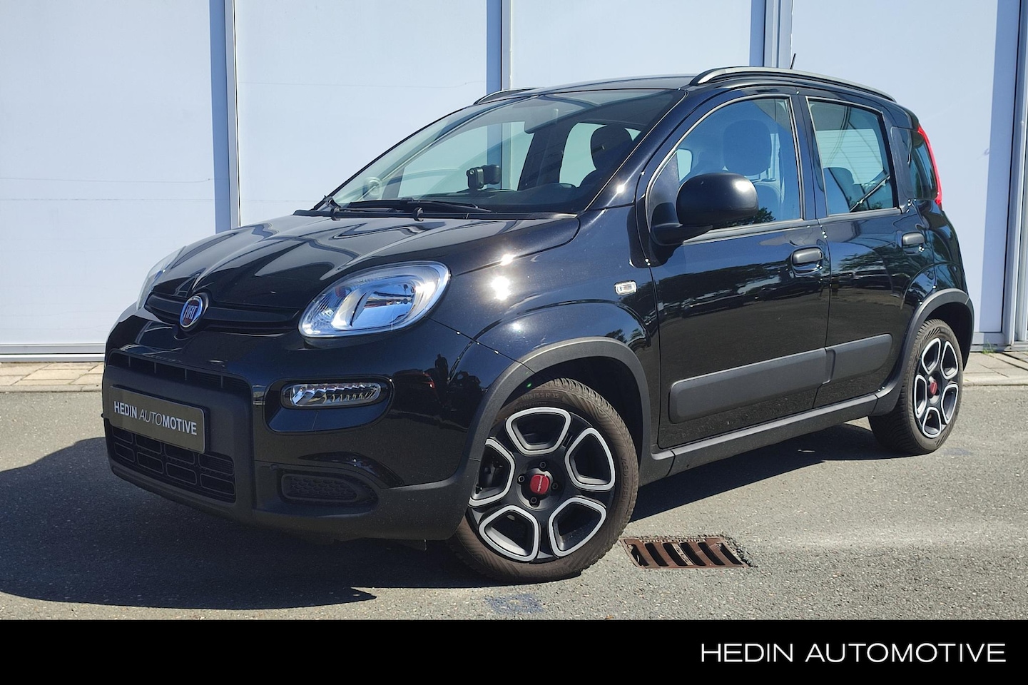Fiat Panda - 1.0 Hybrid City Life | Trekhaak | Allseasonbanden | Airco | Bluetooth - AutoWereld.nl