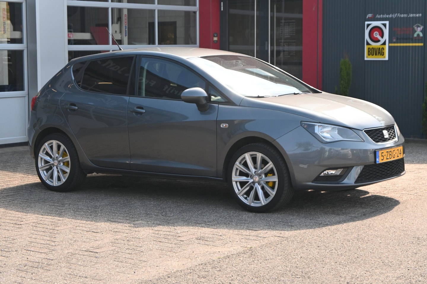 SEAT Ibiza - 1.2 TSI Chill Out plus 86pk | Cruise | Climate | LM-Velgen - AutoWereld.nl