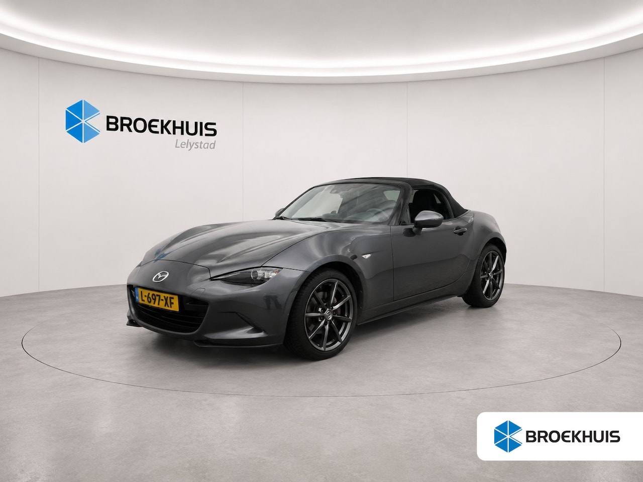 Mazda MX-5 - 2.0 SKYACTIV-G 160PK GT-M / NAVI / LEDER / XENON / LED / PDC / 17" LMV / KEYLESS / BOSE / - AutoWereld.nl