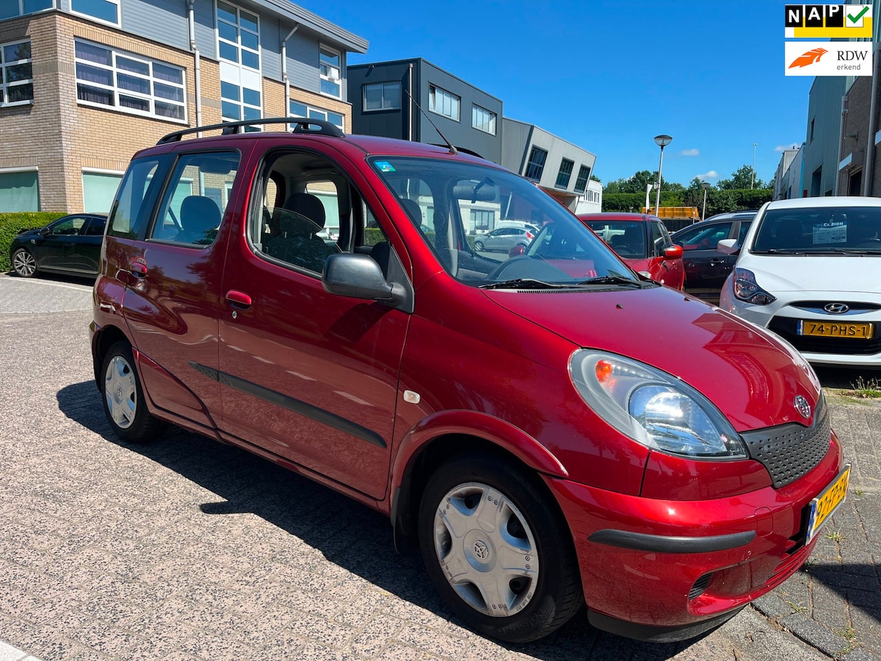 Toyota Yaris Verso - 1.3-16V VVT-i Sol 1.3-16V VVT-i Sol AUTOMAAT. - AutoWereld.nl