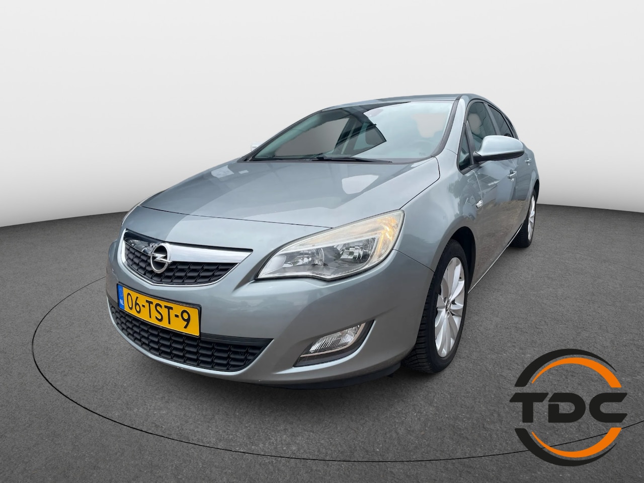 Opel Astra - 1.4 Turbo AIRCO NAVI CRUISE 40102 KM AANTOONBAAR - AutoWereld.nl