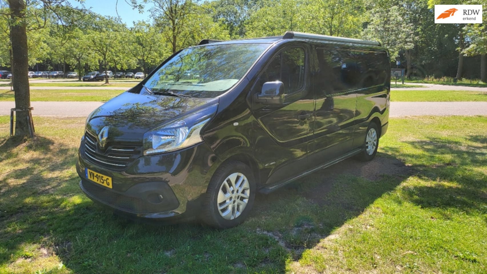 Renault Trafic - 1.6 dCi T29 L2H1 DC Comfort 1.6 dCi T29 L2H1 DC Comfort,NAV,CC,TrekHaak,Imperial - AutoWereld.nl