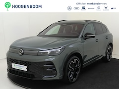 Volkswagen Tiguan - 1.5 eHybrid R-Line Edition | SoH 100%| Panoramadak | Trekhaak | Lederen bekleding 'Varenna