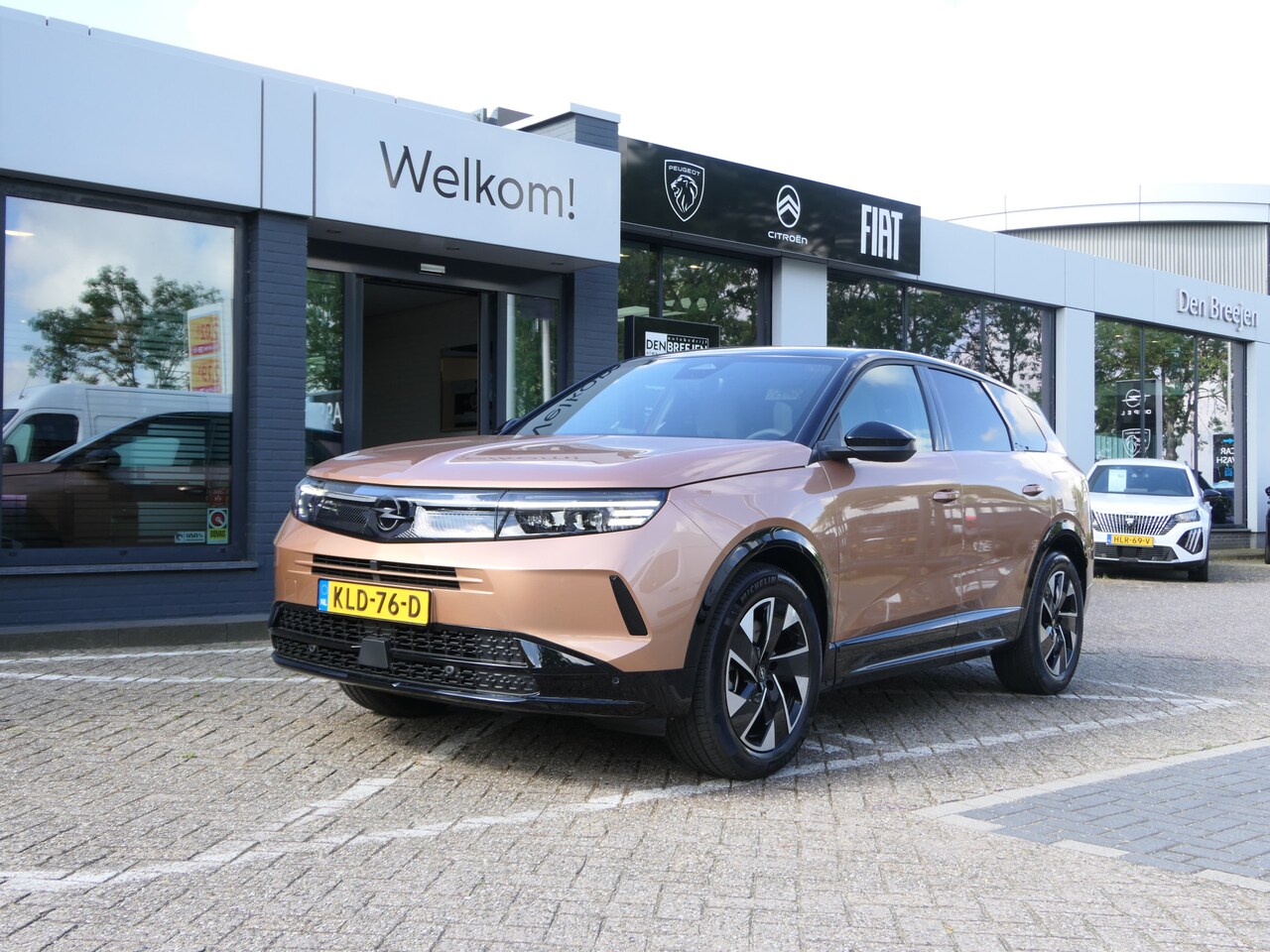 Opel Grandland - 1.6 Turbo 195pk Plug-in-Hybrid GS | Panoramadak | Trekhaak - AutoWereld.nl