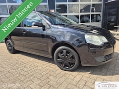 Volkswagen Polo - 1.4-16V Comfortline AIRCO CRUISE