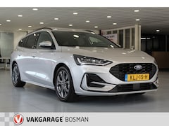 Ford Focus Wagon - ST-Line/CAMERA/CRUISE/CARPLAY