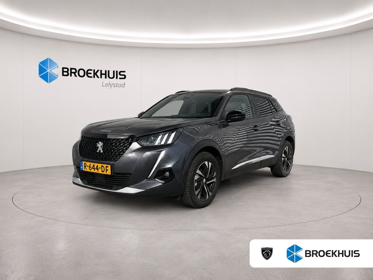 Peugeot 2008 - 1.2 PURETECH 130PK GT PACK / NAVI / LEDER / CLIMA / PDC / 17" LMV / CAMERA / KEYLESS / FUL - AutoWereld.nl