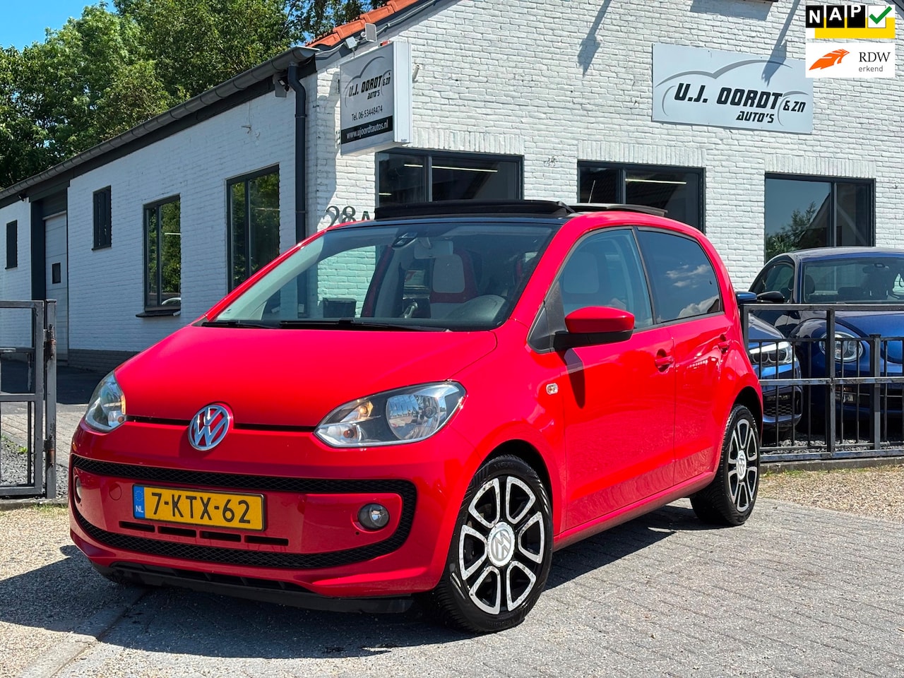 Volkswagen Up! - 1.0 high up! BlueMotion pano/PDC/navi/airco/vol! - AutoWereld.nl