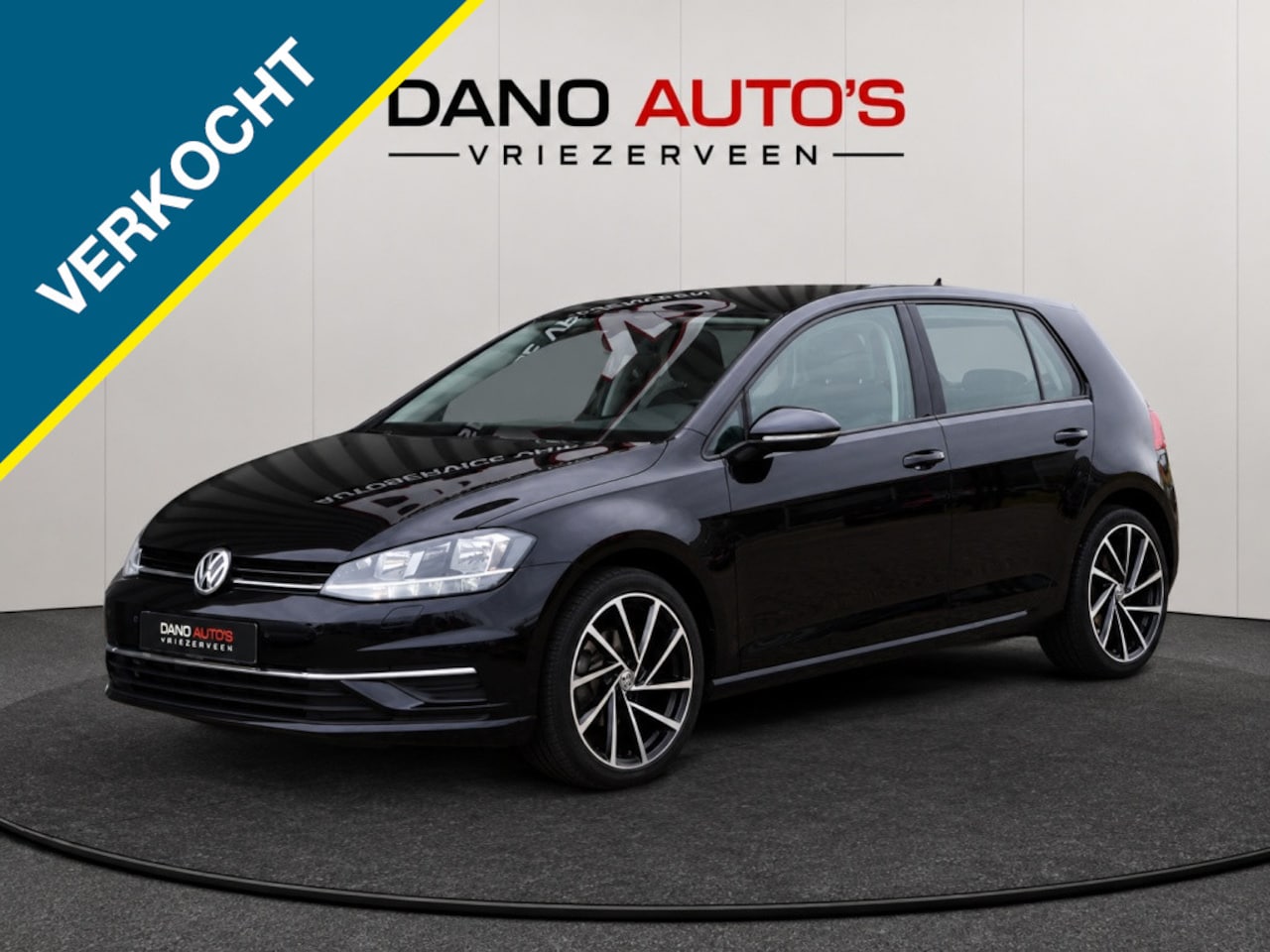 Volkswagen Golf - 1.0 TSI Highline Clima/PDC/18'' inch - AutoWereld.nl