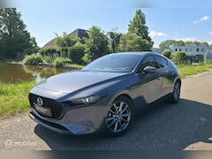 Mazda 3 - 3 2.0 e-SkyActiv-G M Hybrid / 360' Cam. / HUD / Navi