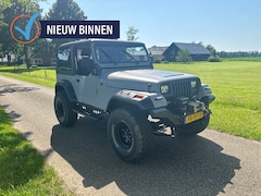 Jeep Wrangler - 2.5i Hardtop
