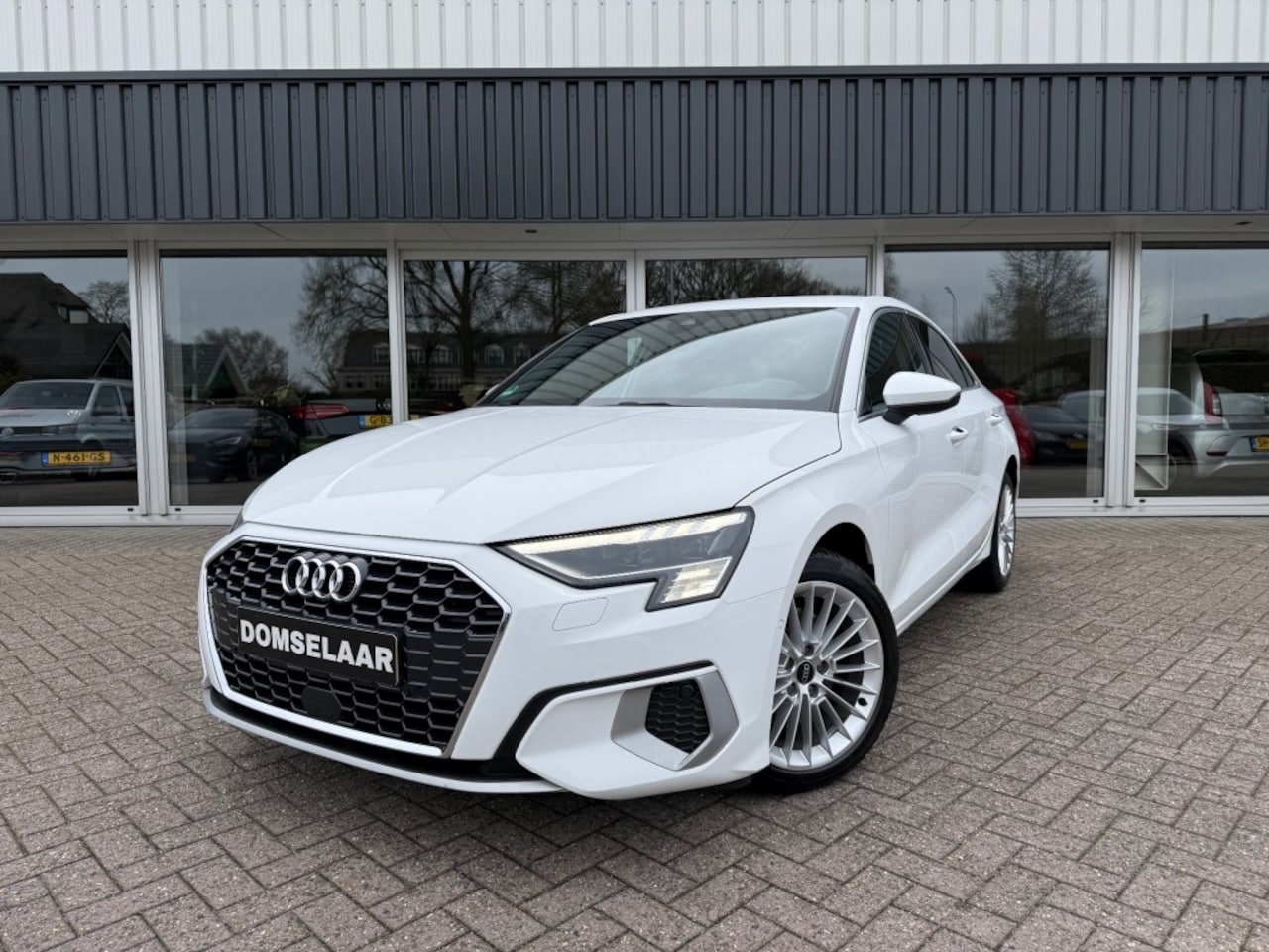 Audi A3 Limousine - LIMOUSINE 35 TFSI Business edition - Automaat Carplay Stoelverw. ACC - AutoWereld.nl