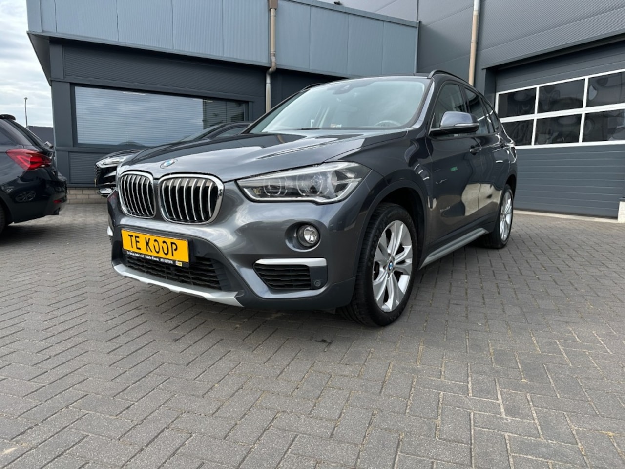 BMW X1 - X1 sDrive 1.8i Aut. High Executive Navi. Leder Trekhaak - AutoWereld.nl