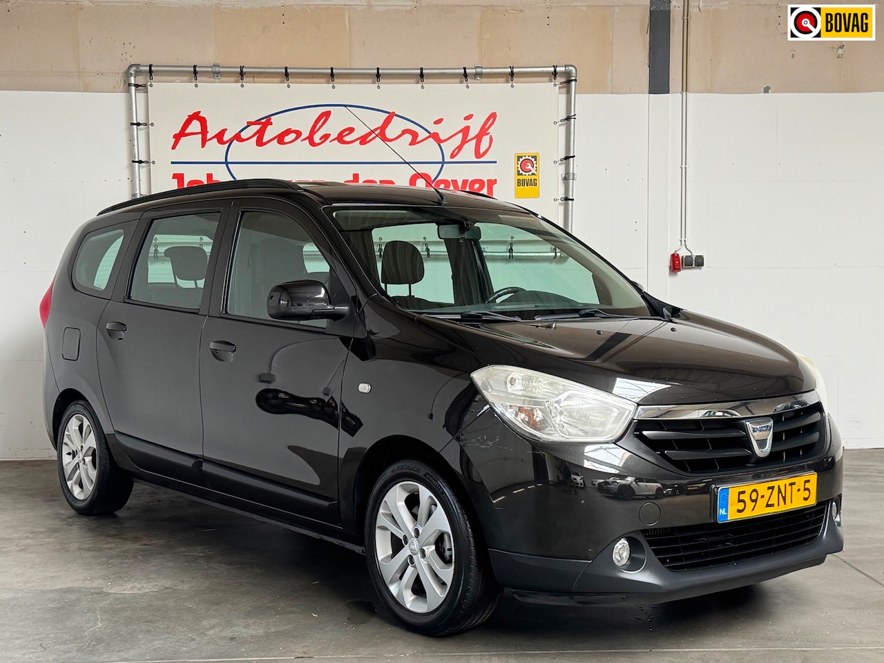 Dacia Lodgy - 1.2 TCe Lauréate 5p.|Airco|Orig. NL|Navi| - AutoWereld.nl
