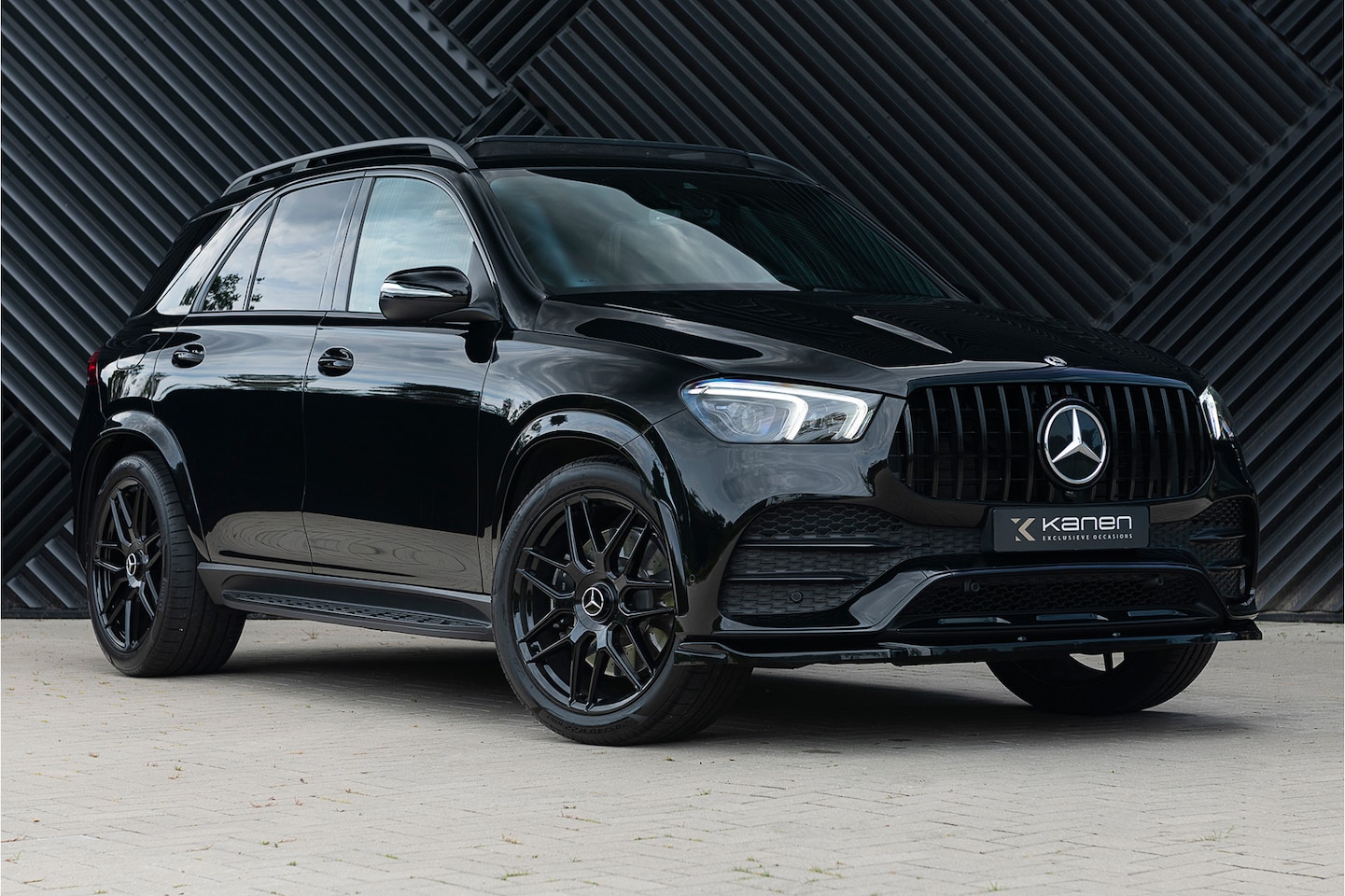 Mercedes-Benz GLE-Klasse - 450 AMG 4MATIC Pano IHC+ Burmester Night Ambient Carplay Trekhaak - AutoWereld.nl