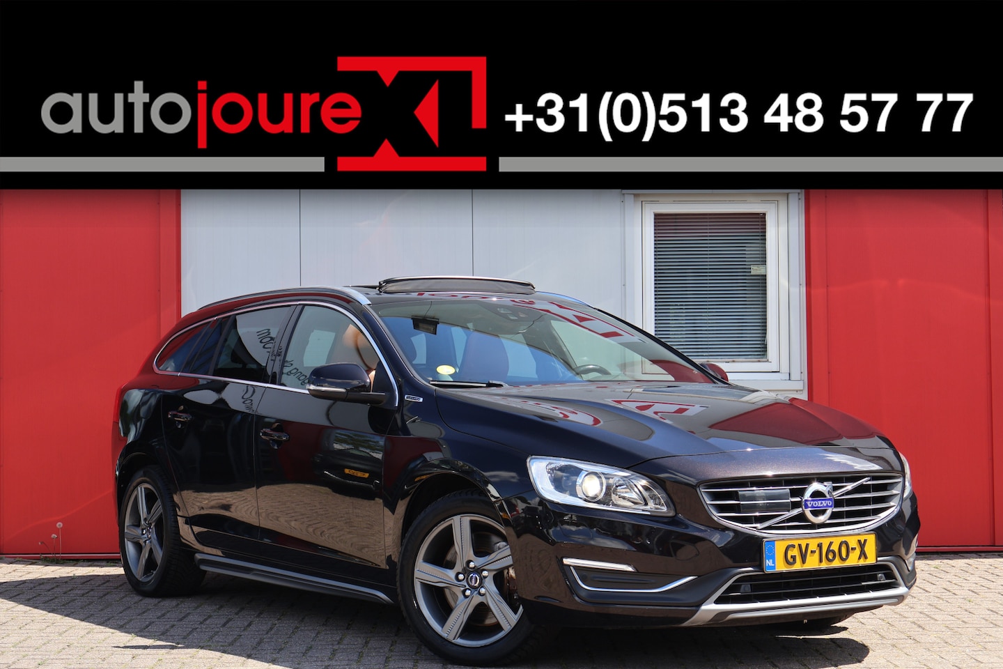 Volvo V60 - 2.4 D6 Twin Engine R-Design 2.4 D6 Twin Engine R-Design - AutoWereld.nl