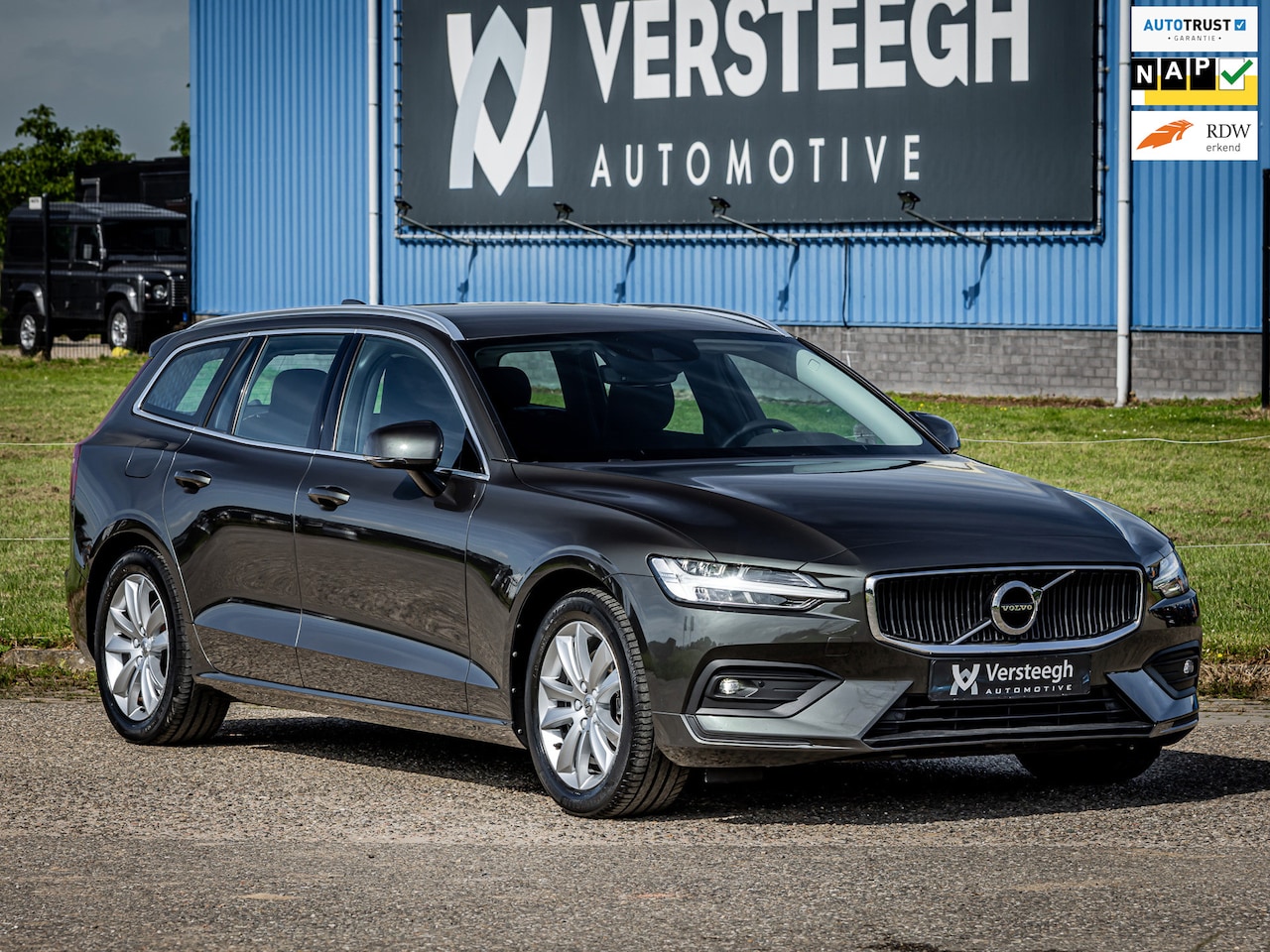 Volvo V60 - 2.0 B3 Business Pro |Dealer onderhouden|Eerste eigenaar - AutoWereld.nl