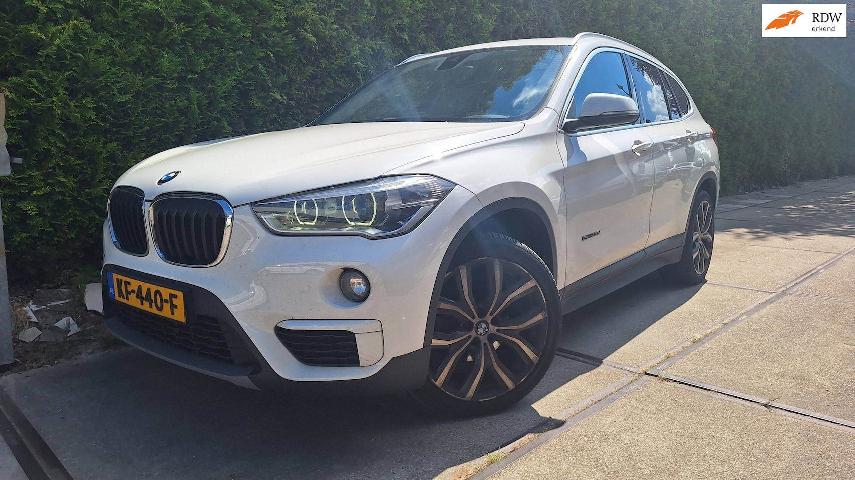 BMW X1 - SDrive16d Centennial Executive - AutoWereld.nl