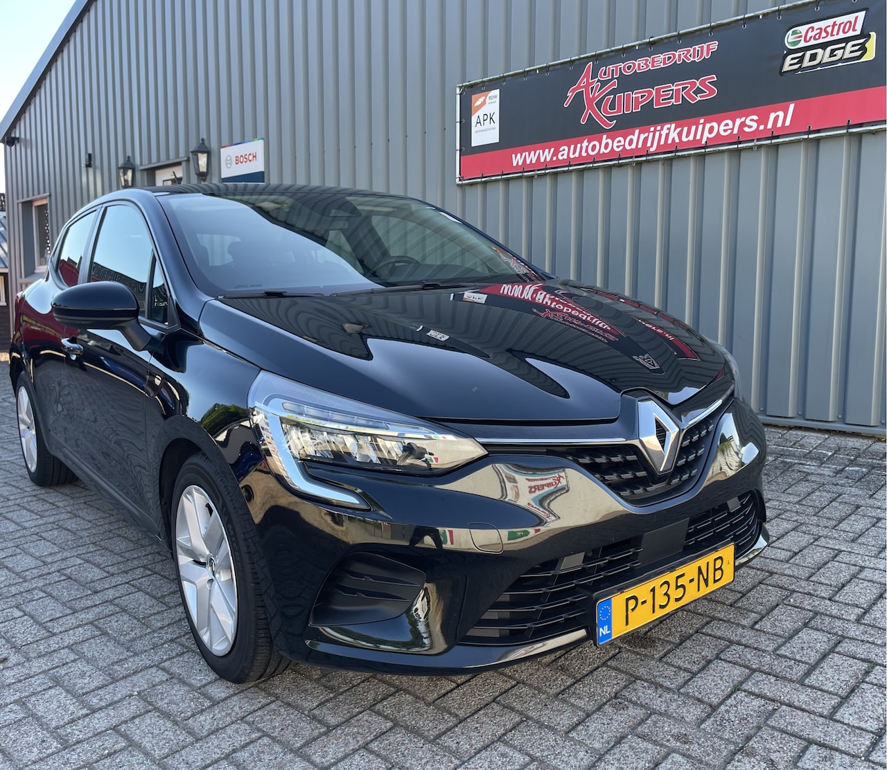 Renault Clio - 1.0 TCe Zen Navi.Clima.Cruise.Pdc.1e eigenaar - AutoWereld.nl