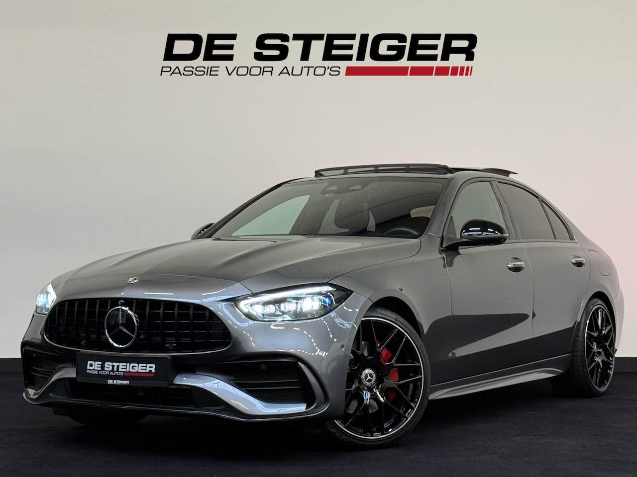 Mercedes-Benz C-klasse - 300 e AMG Pano Burmester Distronic Digital Sfeer 360 Memory - AutoWereld.nl