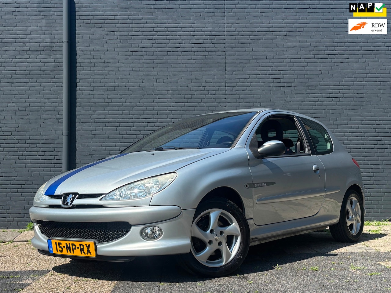 Peugeot 206 - 1.4-16V Quiksilver | Climate | LMV - AutoWereld.nl