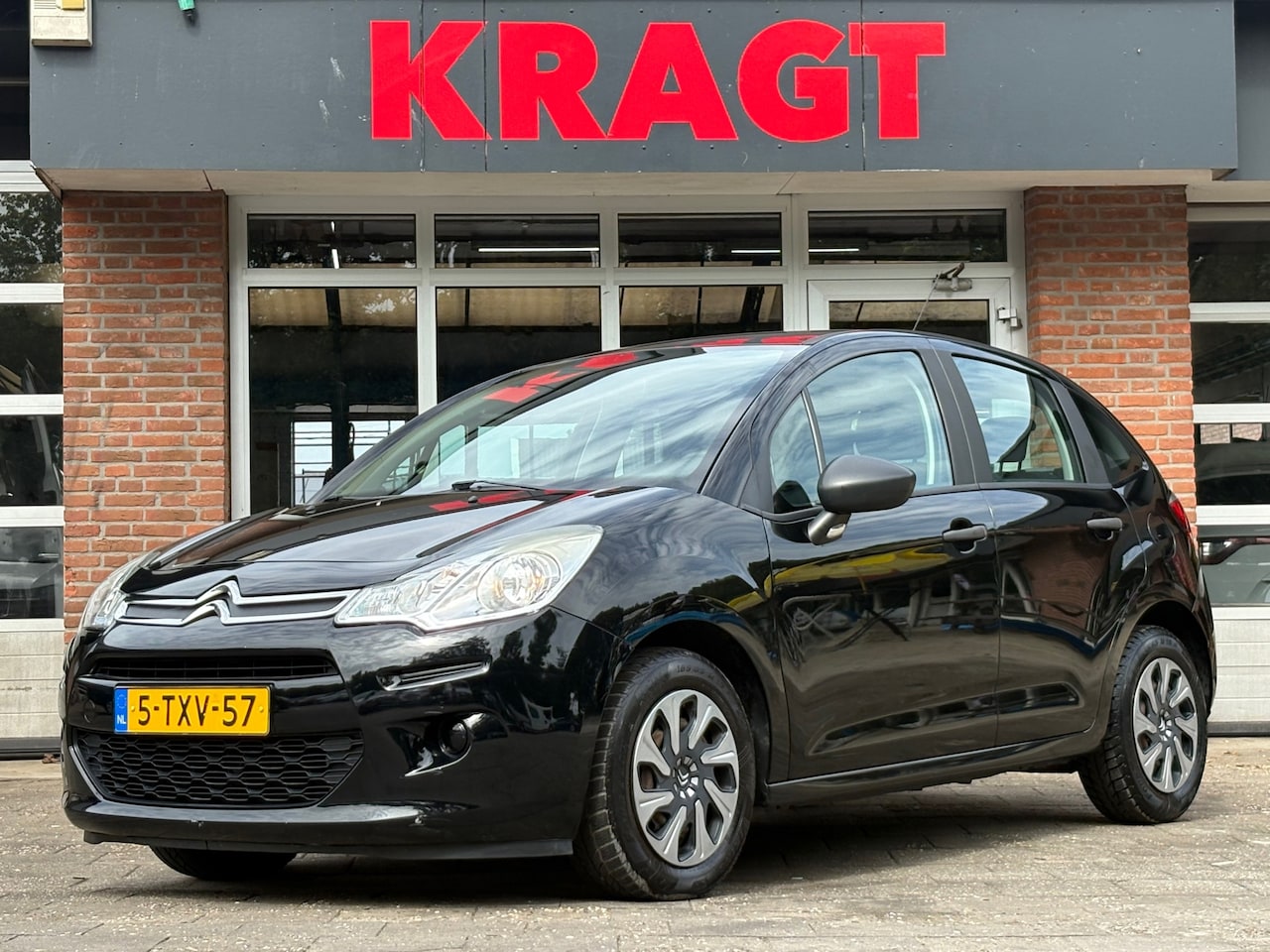 Citroën C3 - Attraction 1.0 VTi 68 pk - 5drs - airco - RIEM VV - AutoWereld.nl