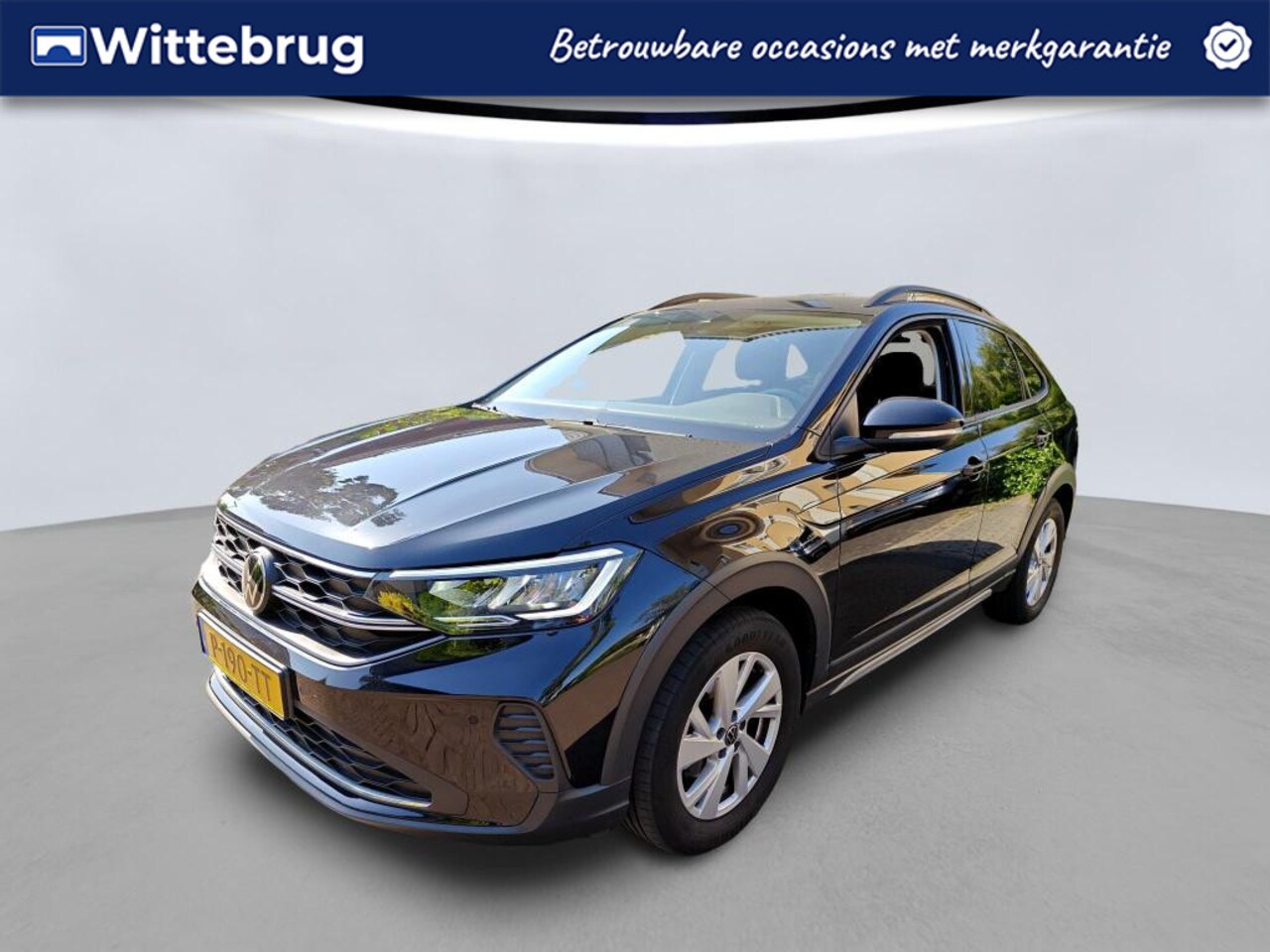 Volkswagen Taigo - 1.0 TSI 110pk Life / Parkeersensoren / Virtual Cockpit / LED / LM 15'' - AutoWereld.nl