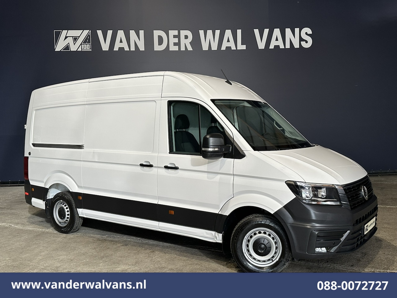 Volkswagen Crafter - 2.0 TDI 141pk L3H3 L2H2 Euro6 Airco | Navigatie | Apple Carplay | Chauffeursstoel Android - AutoWereld.nl