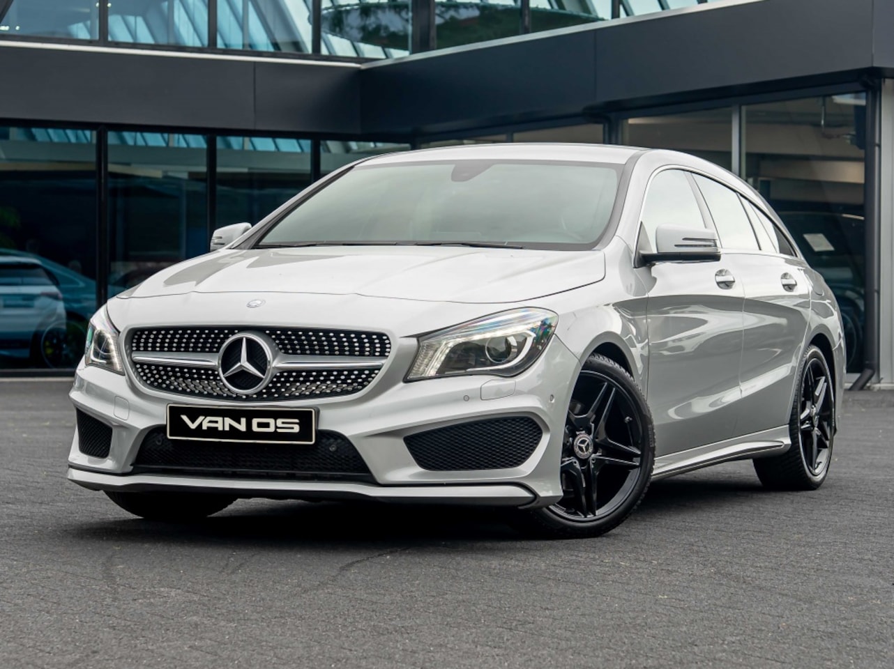 Mercedes-Benz CLA-klasse Shooting Brake - CLA 180 AMG - AutoWereld.nl