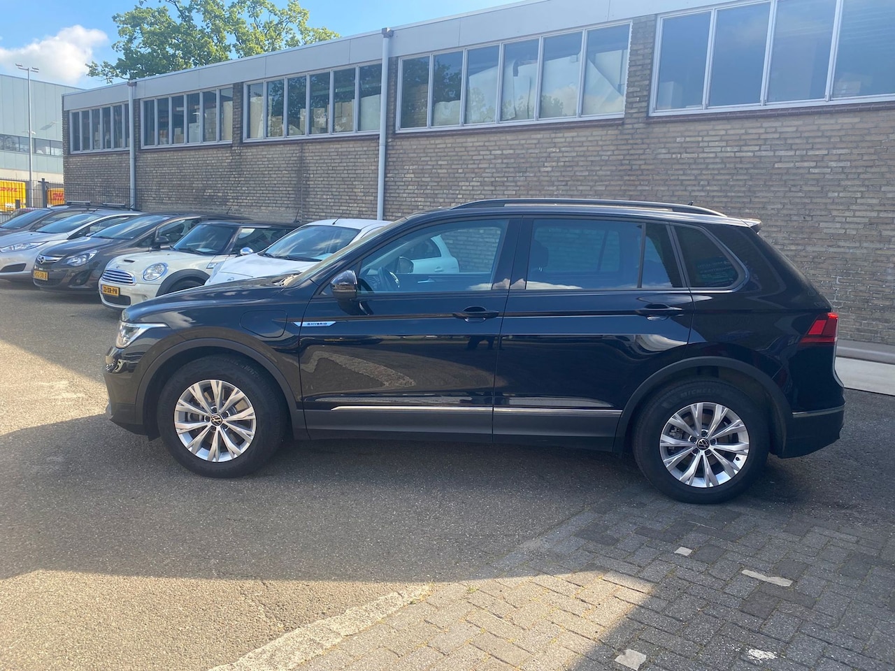 Volkswagen Tiguan - 1.4 TSI eHybrid R-Line Business 1.4 TSI eHybrid R-Line Business - AutoWereld.nl