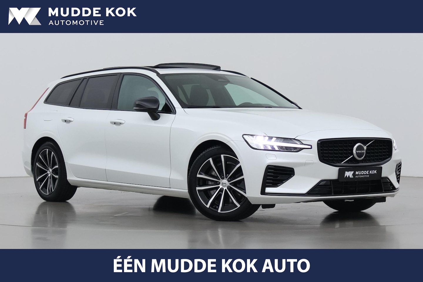 Volvo V60 - T6 Plug-in hybrid Plus Dark | Panoramadak | Memory | Stoel+Stuurverwarming | Keyless | Cam - AutoWereld.nl