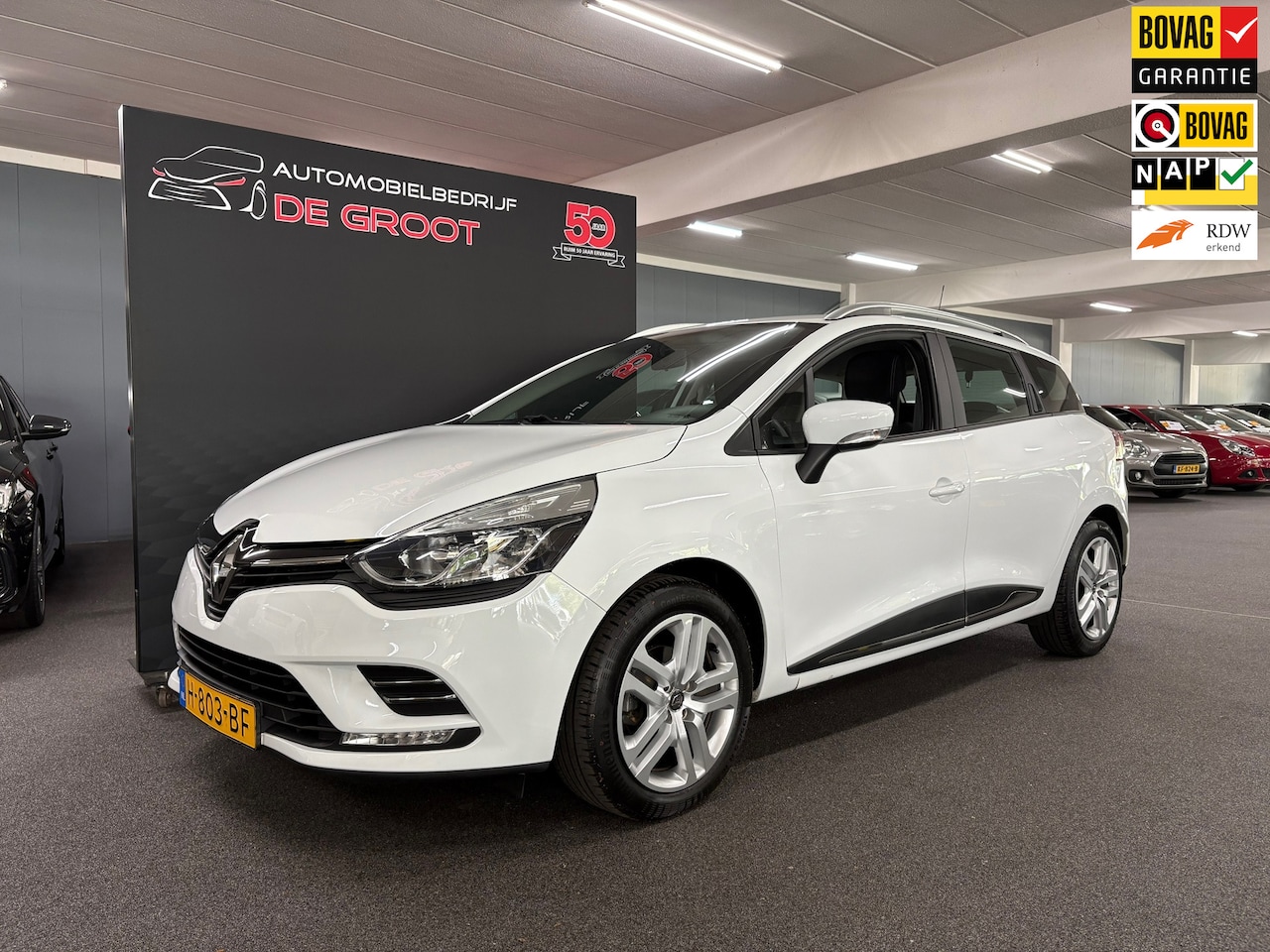 Renault Clio Estate - 0.9 TCe Zen/ NL auto/ Navi/ Airco/ Cruise control - AutoWereld.nl