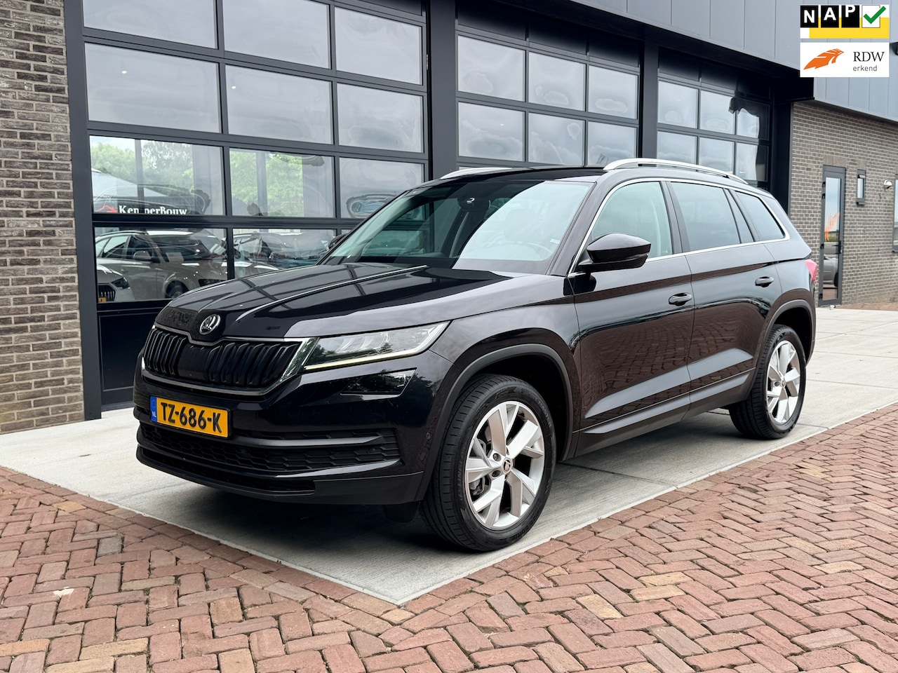 Skoda Kodiaq - 1.5 TSI Style Business 7p. | Leer | Autom | Led | DAB+ | - AutoWereld.nl
