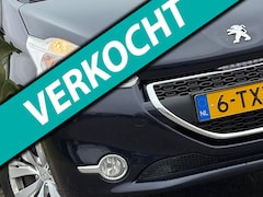 Peugeot 208 - 1.2 VTi Envy| Virtuel Blue Metallic | Cruise/Climate/Bluetooth - Complete Uitvoering