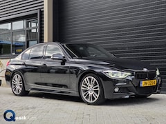 BMW 3-serie - 330e M-Sport | LED | NAVI | ALCANTARA | 19" VELGEN
