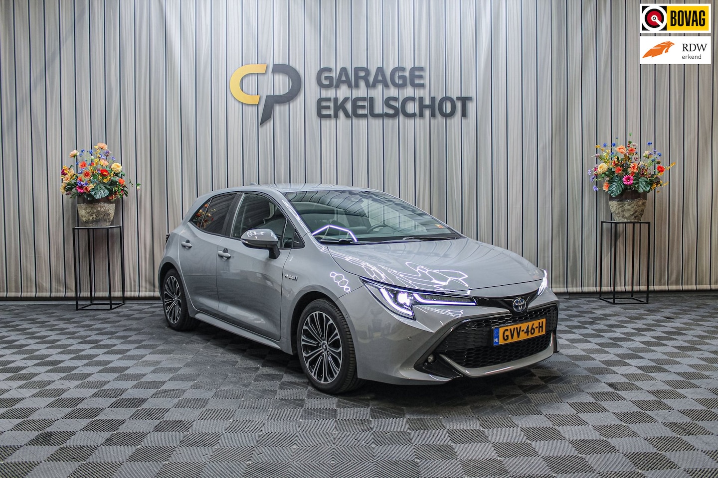 Toyota Corolla - 2.0 Hybrid 177pk Dynamic Sport|ACC|Stoel/stuurver - AutoWereld.nl