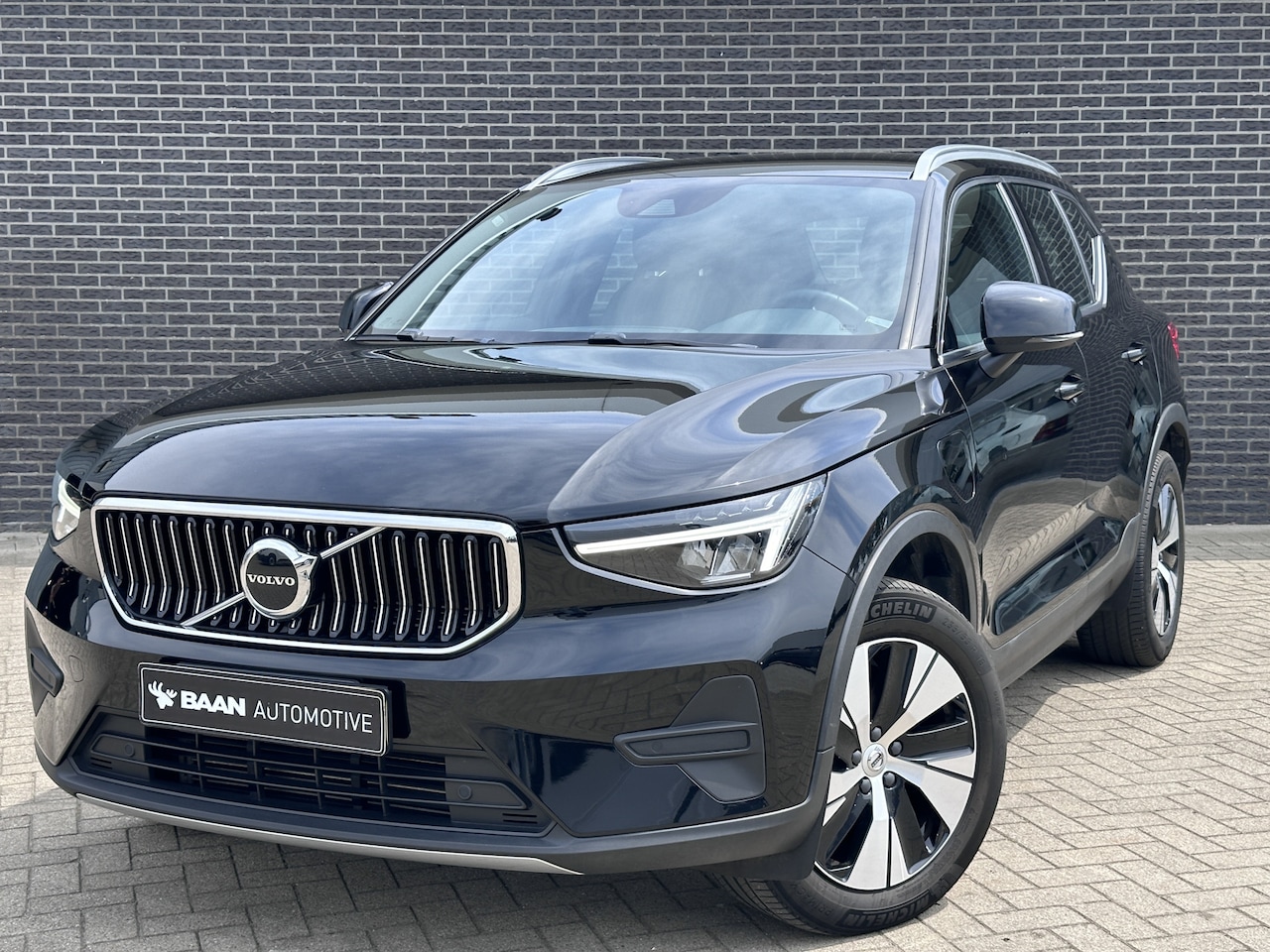 Volvo XC40 - 1.5 T4 Plug-in hybrid Plus Bright - AutoWereld.nl