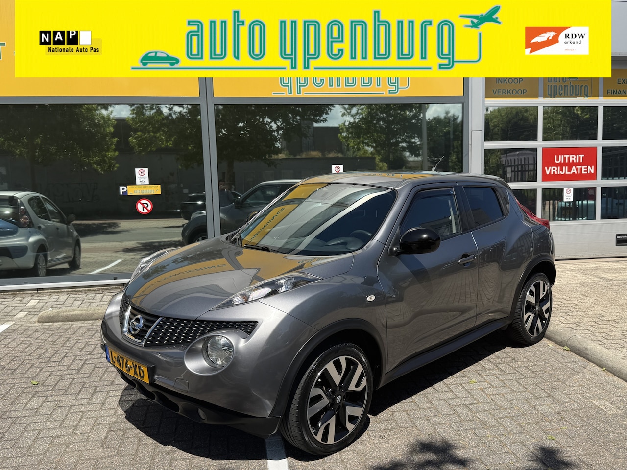 Nissan Juke - 1.6 Connect Edition Automaat * 107.752 Km * Navi * Airco * Camera * - AutoWereld.nl