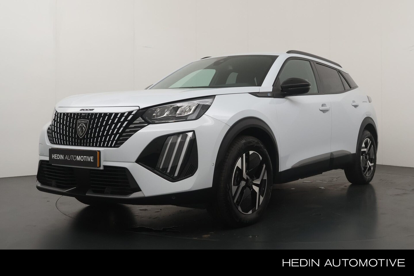 Peugeot e-2008 - EV Allure 54 kWh | Camera V+A | Climate Control | Apple Carplay/Android Auto | Privacy Gla - AutoWereld.nl