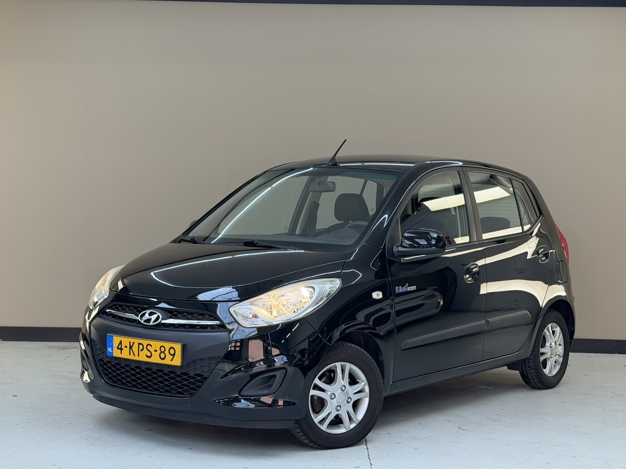 Hyundai i10 - 1.0 i-Drive Cool 1.0 i-Drive Cool, 70Pk, 2013, Airco, Origineel Nederlands, Elektrische ramen, Radio, - AutoWereld.nl