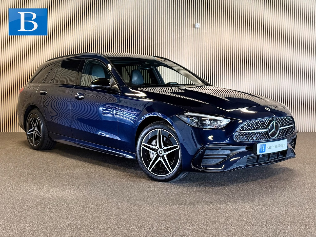 Mercedes-Benz C-klasse Estate - 300e AMG STYLING-PANORAMA-HEAD UP-360 CAMERA-NIGHT-COMPLEET - AutoWereld.nl