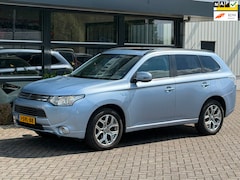 Mitsubishi Outlander - 2.0 PHEV instyle Navi Trekhaak NAP APK