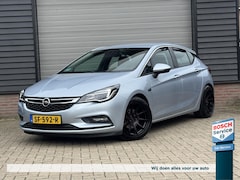 Opel Astra - 1.4 Turbo 180PK Automaat / Camera / Navi / Cruise / Lane assist / Dubbele set wielen / Ble